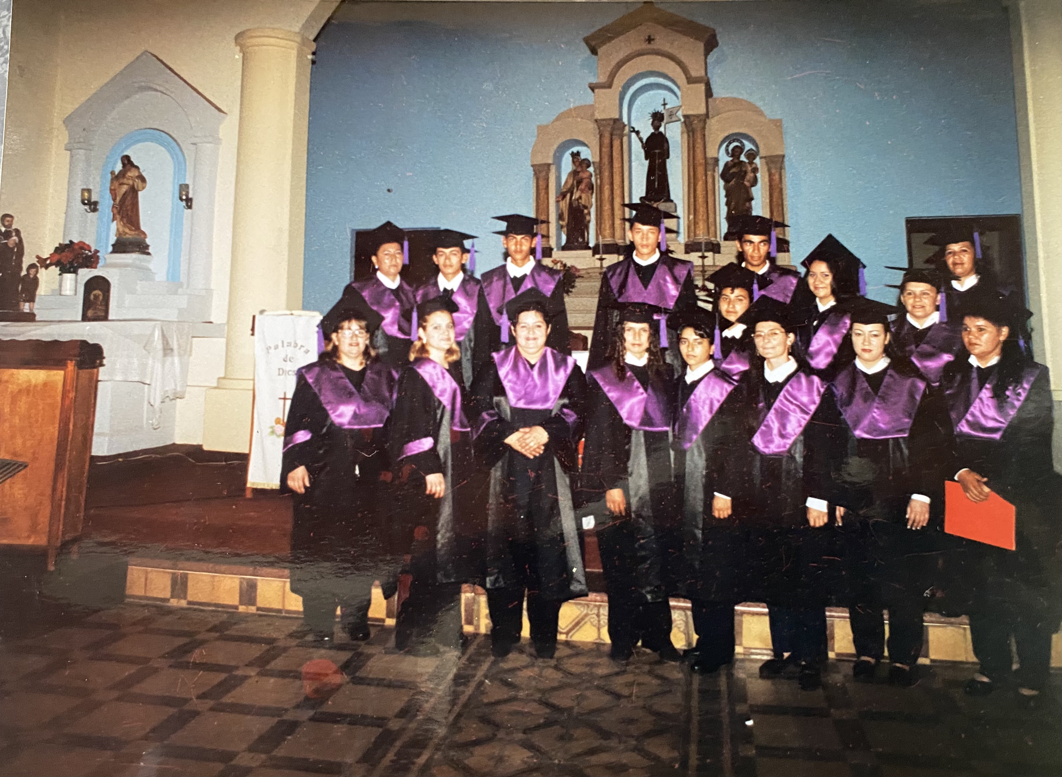 Entrega de diploma - Primeras graduaciones